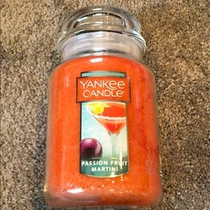NWT 2-Yankee Candle 22oz large candles